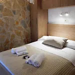 Infinitas Trogir
